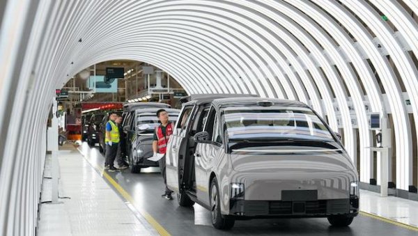 巨牛盈 8月全国总票房59.87亿元